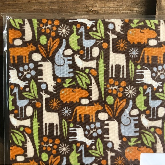 New 11 x 14 Designer Fabric mat with a opening for 5 x 7 image comes shr… - Picture 2 of 9